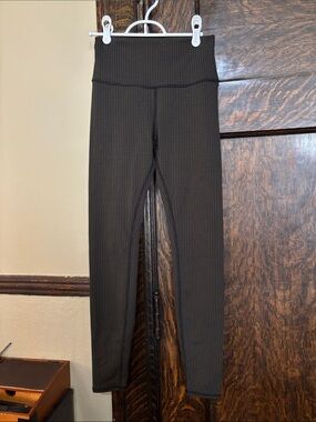 Alo Houndstooth Leggings
